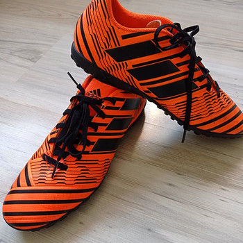 Футбольные бутсы adidas p.42