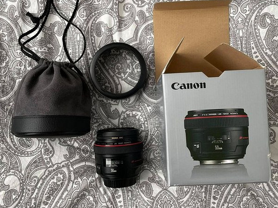 Canon EF 50mm f/1.2L USM objektiiv