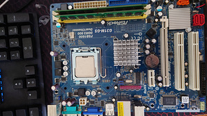 Pentium e5200 + asrock g31m-gs + 4gb RAM (1 foto / 1)