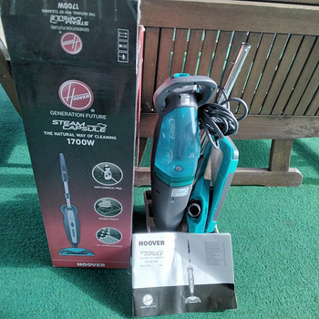 Продам паровую швабру HOOVER 1700W
