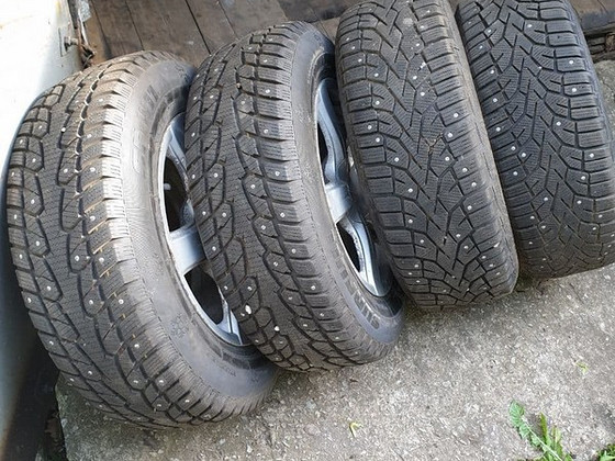Литые диски 5x100 ET48 и зимняя резина 215/65R16