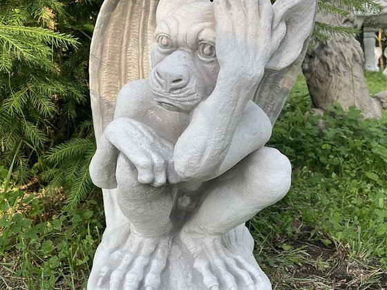 Kurat aiaskulptuur