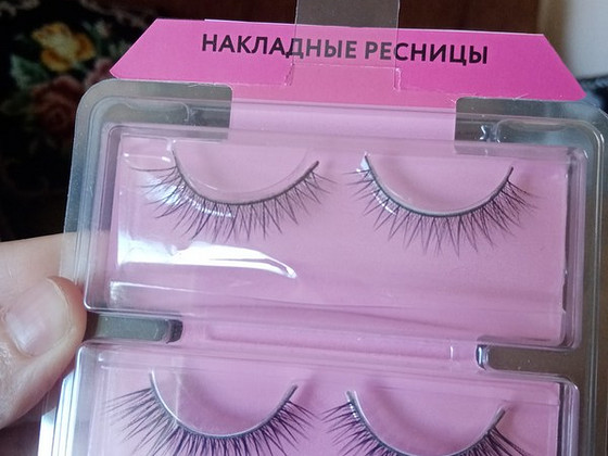 Накладные ресницы - две пары