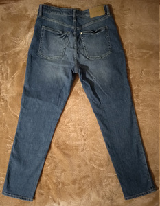 H & M sinised mom-fit teksad, suurus 40 (2 foto / 4)