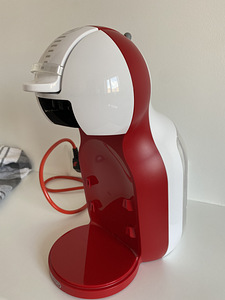NESCAFÉ® DOLCE GUSTO® MINI ME™ AUTOMAATNE KAPSELKOHVIMASIN, (5 foto / 5)