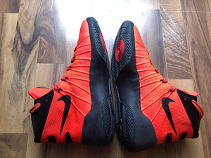 Nike korvpallijalanõud (2 foto / 3)