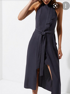 River Island s.S платье как новое (3 фото из 3)