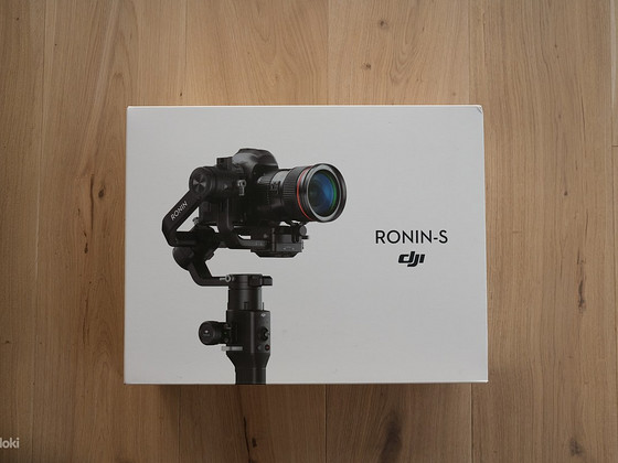 Стабилизатор подвесной камеры dJI Ronin-S