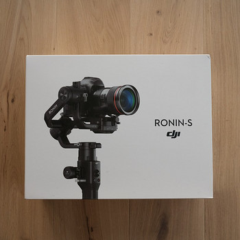 Стабилизатор подвесной камеры dJI Ronin-S