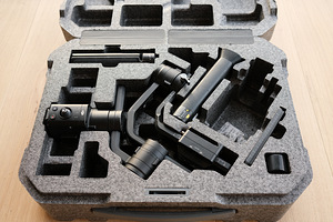 DJI Ronin-S Gimbal Kaamera Stabilisaator (3 foto / 3)