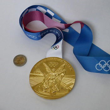 Tokyo 2020 OM medal