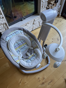 Müüa elektriline beebikiik Joie Serina Swivel (2 foto / 2)