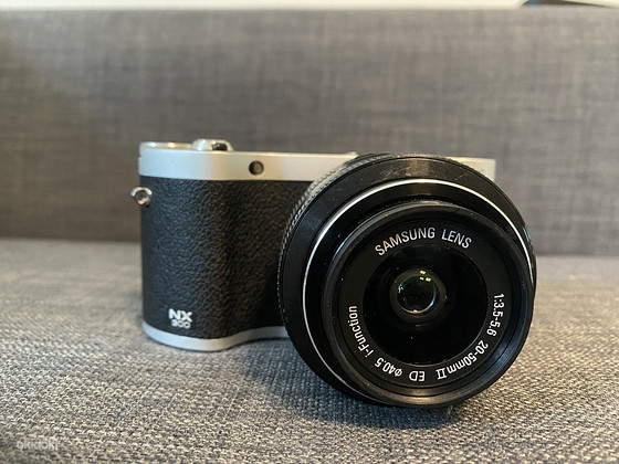 Samsung NX300 - 4 аккумулятора - Автомобильное зарядное устройство