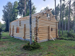 Срубы ручной работы (3 фото из 10)