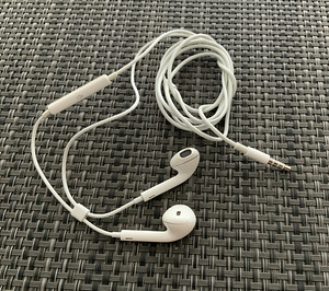 Apple originaal kōrvaklapid (juhtmega) (1 foto / 1)
