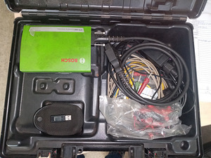 Диагностика BOSCH KTS 540 (1 фото из 5)