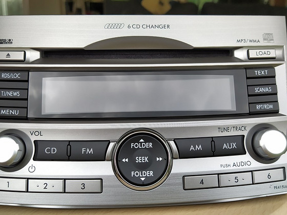 Subaru Legacy/Outback org. raadio Panasonic 6CD / MP3 / VWA
