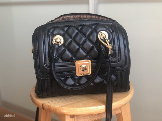 Love Moschino