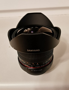 Samyang 8 мм рыбий глаз f3.5 CSII sony alpha minolta mount (3 фото из 4)