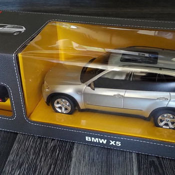 BMW X5.
