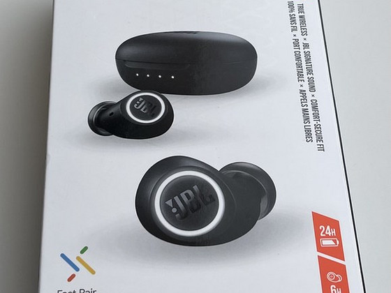 JBL Free II Black / White