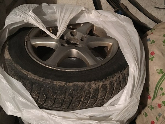Ketastega rehvid sõidukile Volvo s60. 16 talveks + valuveljed