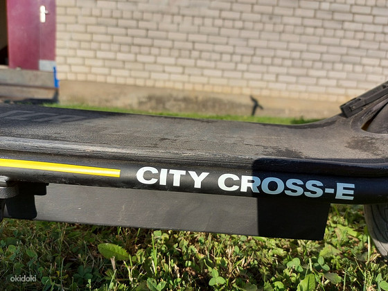 Электросамокат Ducati cross city e