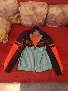 Куртка Puma (2 фото из 3)
