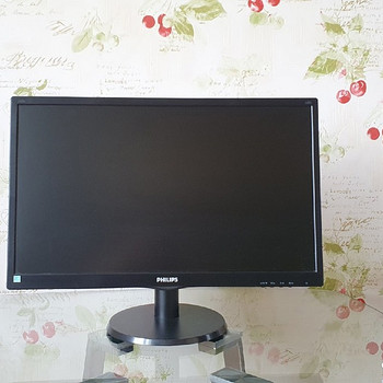 Philips Monitor (геймерский, а также рабочий монитор)