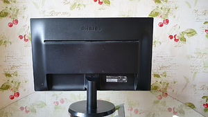 Philips Monitor ( mängurile kui ka tööle suunatud monitor ) (4 foto / 4)