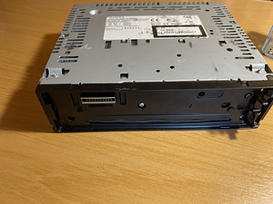 Автомобильная магнитола Sony CDX-GT550UI (7 фото из 10)