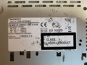 Автомобильная магнитола Sony CDX-GT550UI (10 фото из 10)