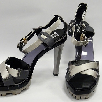 CELINE SATIN SILVER босоножки, РАЗМЕР 39.5