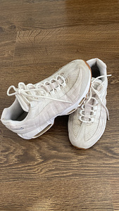 Кроссовки Nike air max 95 (4 фото из 5)