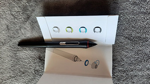 Wacom pliiatsi tablett Intuos Pro M Paper graafikalaud (3 foto / 4)