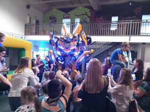 Raha teenimiseks unikaalne robot!!! (3 foto / 4)