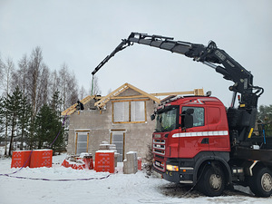 TÕSTE- JA VEOTEENUSED IDA-VIRUMAAL. (5 foto / 9)