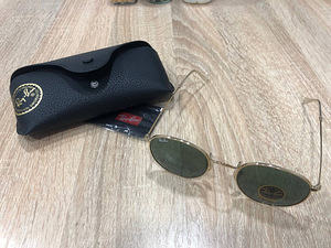 Очки Ray-Ban (2 фото из 5)