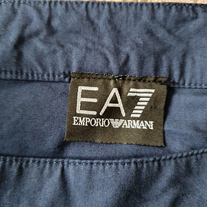Юбка eMPRIO ARMANI (3 фото из 3)