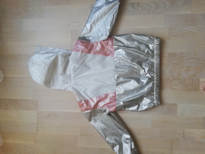 Ветровка Zara , 122 (3 фото из 3)
