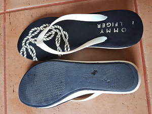 Tommy Hilfiger plätud nr 40 (3 foto / 3)