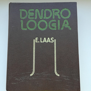 Raamat Dendroloogia (1987) eesti keeles. (1 foto / 4)
