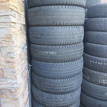 225/75R16C Michelin Agilis