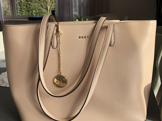 Сумка dKNY (как новая)