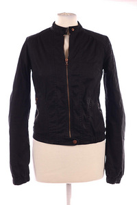 Bershka Black Jacket (1 foto / 2)