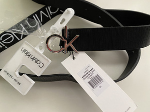 Calvin Klein (1 foto / 4)