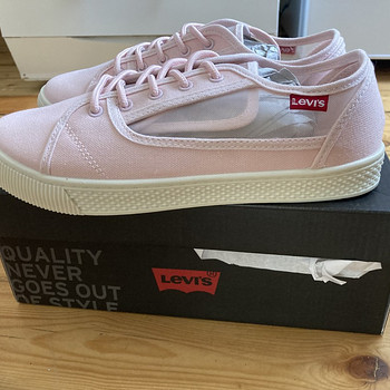 Кеды Levi’s