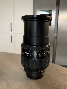 AF Nikkor 28-200 мм 1: 3,5-5,6 D (2 фото из 5)