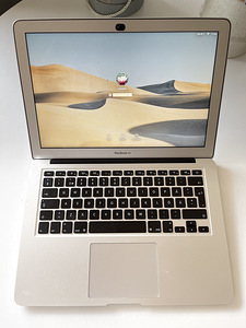 Apple MacBook Air (13 дюймов, 2017 г.) - Core i5-5350U / 8 ГБ / 128 ГБ S (1 фото из 3)