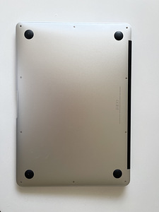 Apple MacBook Air (13 дюймов, 2017 г.) - Core i5-5350U / 8 ГБ / 128 ГБ S (3 фото из 3)